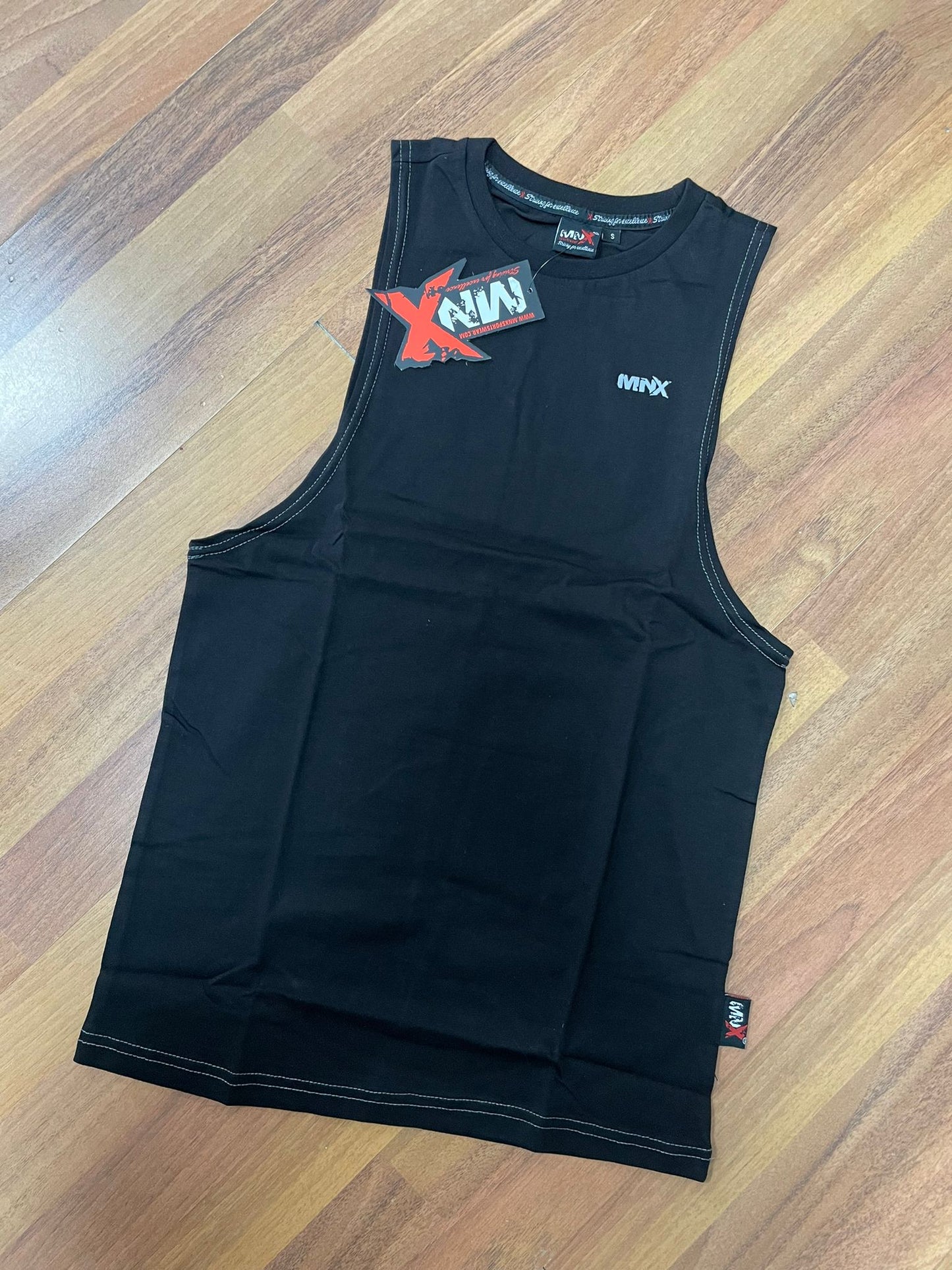 Men's sleeveless top